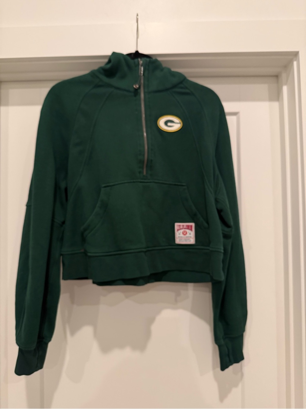 Lululemon Green Bay Cropped Half-Zip scuba Hoodie Sweater - Team Logo